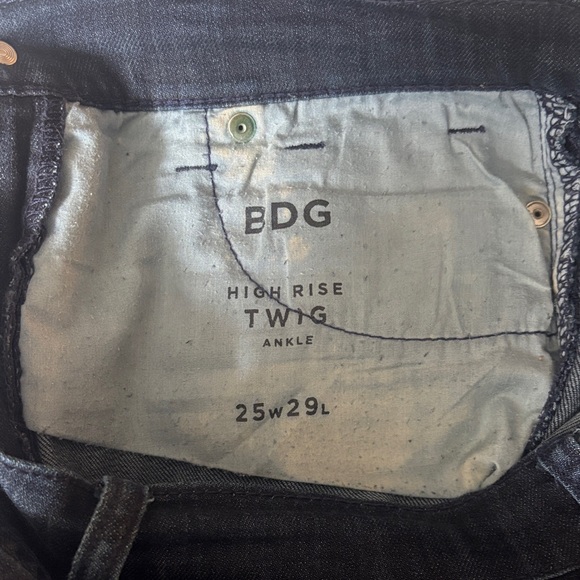 BDG High Rise Twig - Picture 4 of 6